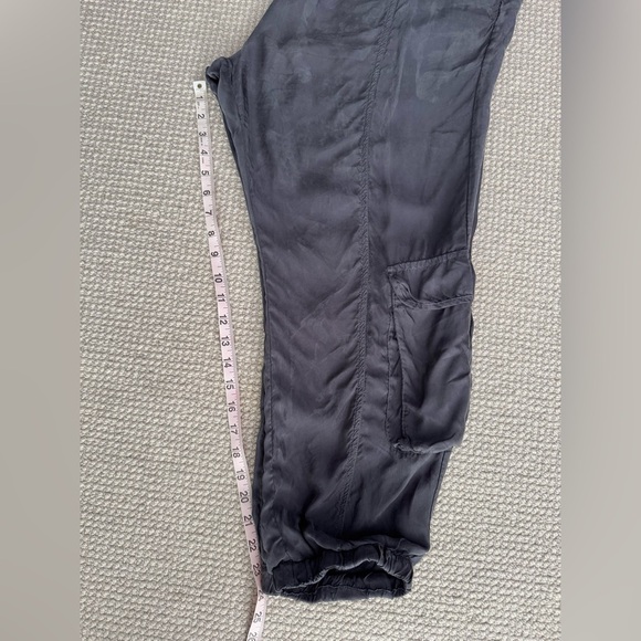 JOHNNY WAS Grey Ramble Cargo Pull-On Pant Joggers L - Picture 8 of 11